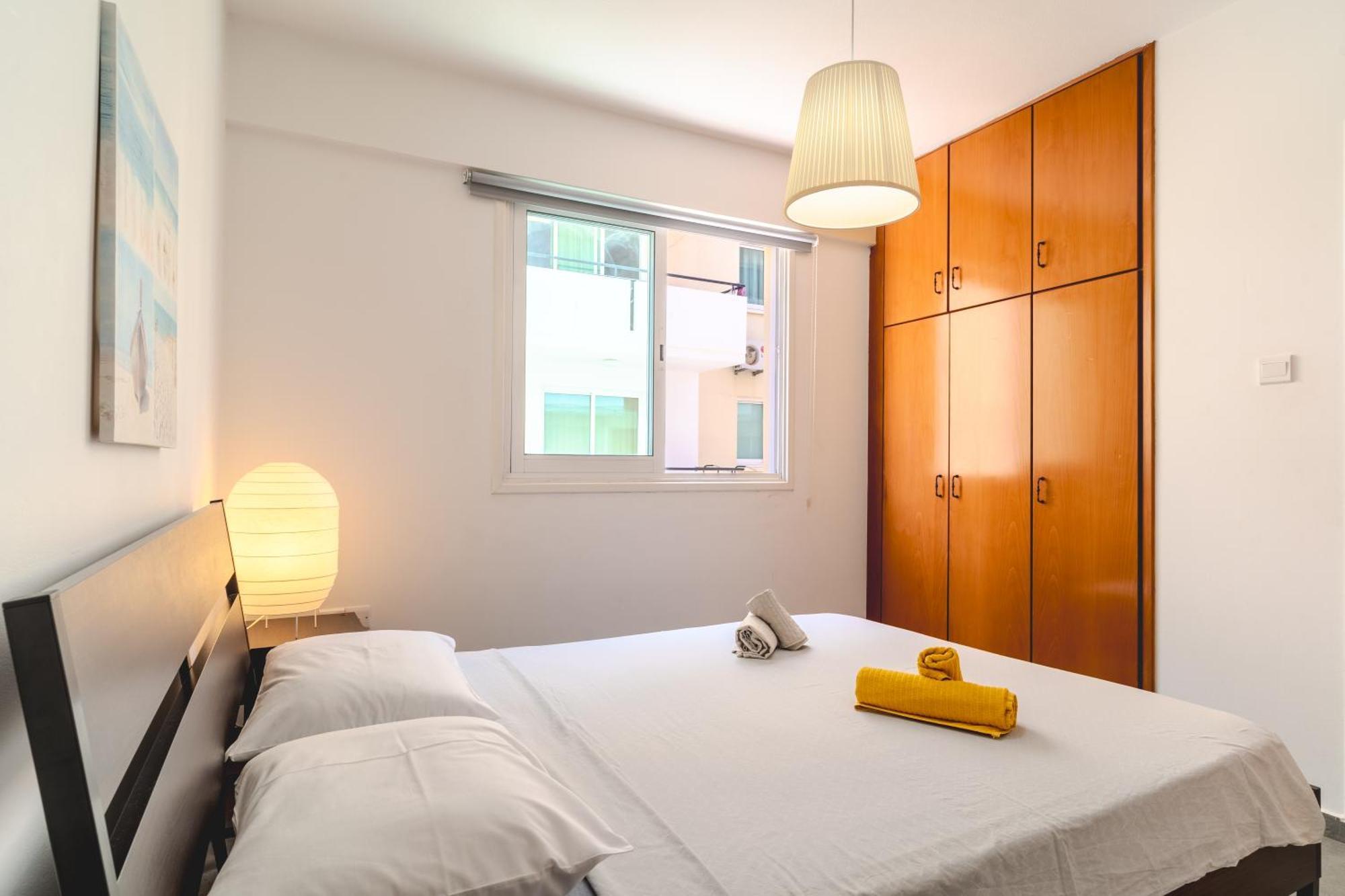 Kave Blue Mackenzie 1 Bdr Flat With Pool Apartment Larnaca Bagian luar foto